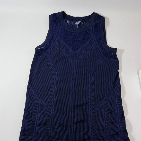 Athleta Navy Mesh Tank Top - Picture 4 of 7